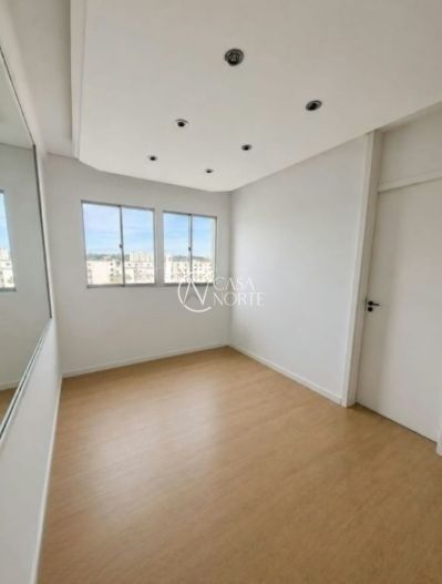 Apartamento à venda com 2 quartos, 43m², 1 vaga, Avenida Engenheiro Francisco Rodolfo Simch no bairro Sarandi em Porto Alegre