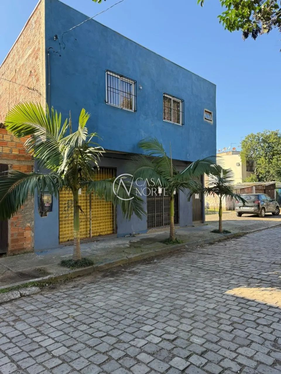 Prédio Comercial à venda com 2 quartos, 70m², 1 vaga, Rua Amauri Cafrune no bairro Rubem Berta em Porto Alegre