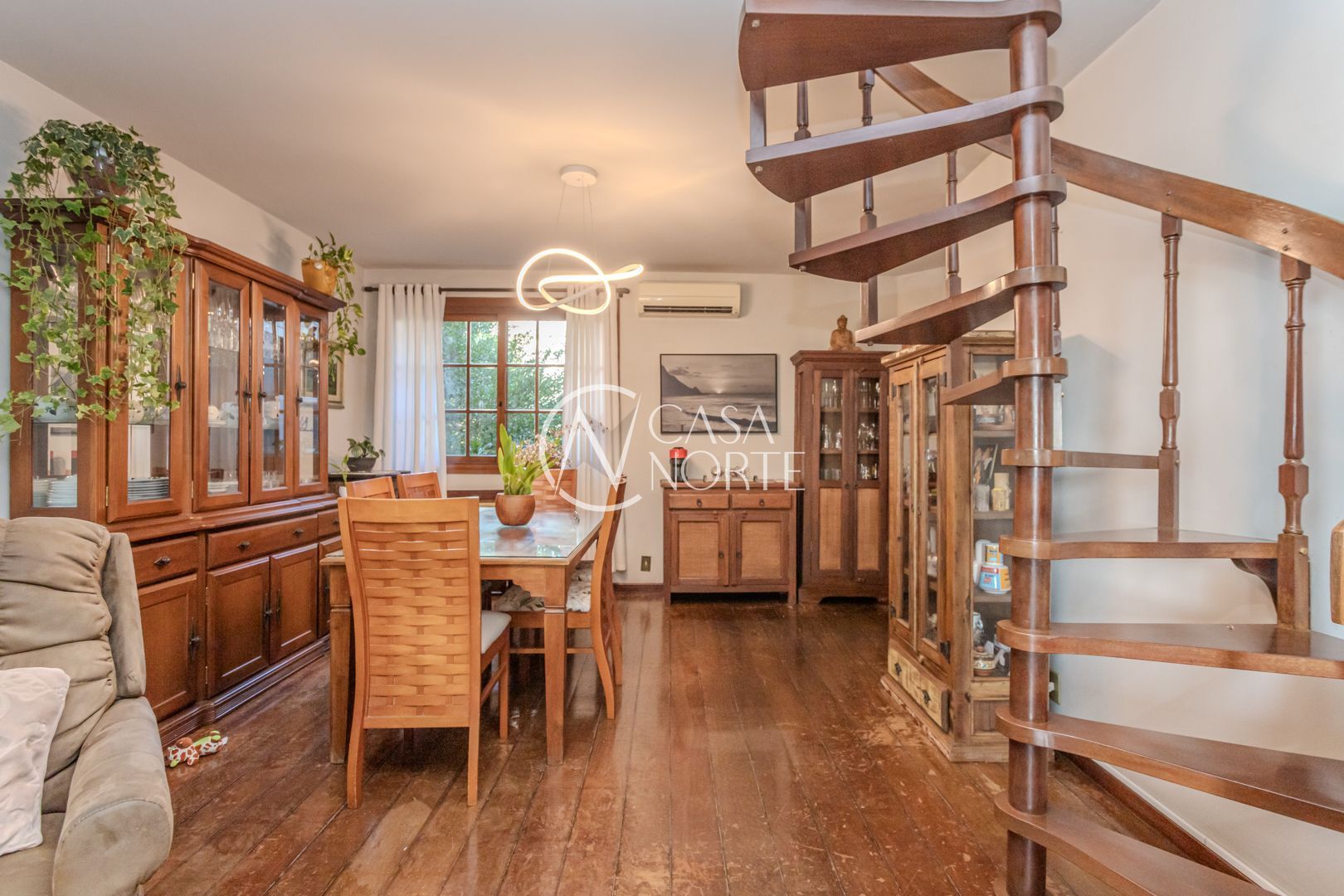 Cobertura à venda com 3 quartos, 292m², 1 suíte, 1 vaga, Avenida Coronel Lucas de Oliveira no bairro Petrópolis em Porto Alegre