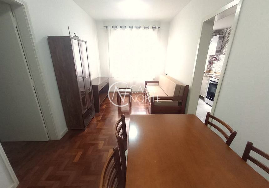 Apartamento à venda com 2 quartos, 61m², 1 suíte, 1 vaga, Rua Saldanha Marinho no bairro Menino Deus em Porto Alegre