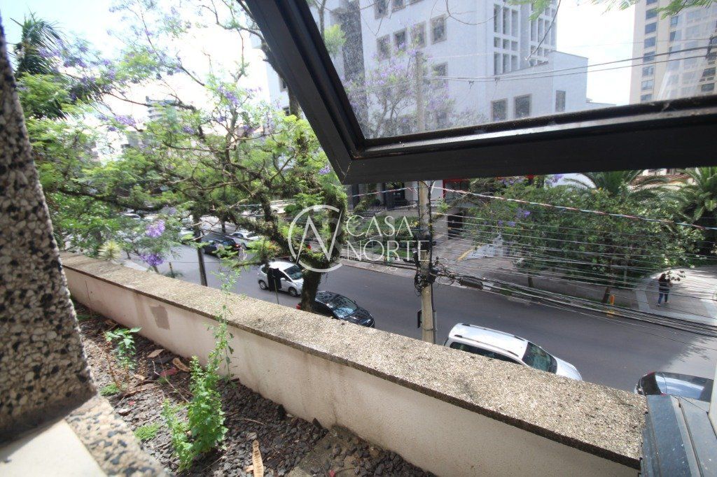 Sala Comercial à venda , Avenida Luiz Manoel Gonzaga no bairro Três Figueiras em Porto Alegre