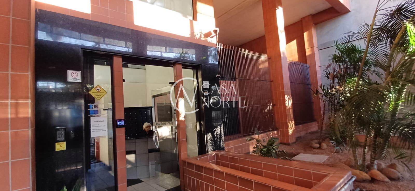 Sala Comercial à venda com 1 quarto, 45m², 1 vaga, Avenida Protásio Alves no bairro Petrópolis em Porto Alegre