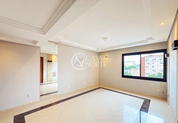 Apartamento à venda com 3 quartos, 93m², 1 suíte, 1 vaga, Rua Laurindo no bairro Santana em Porto Alegre