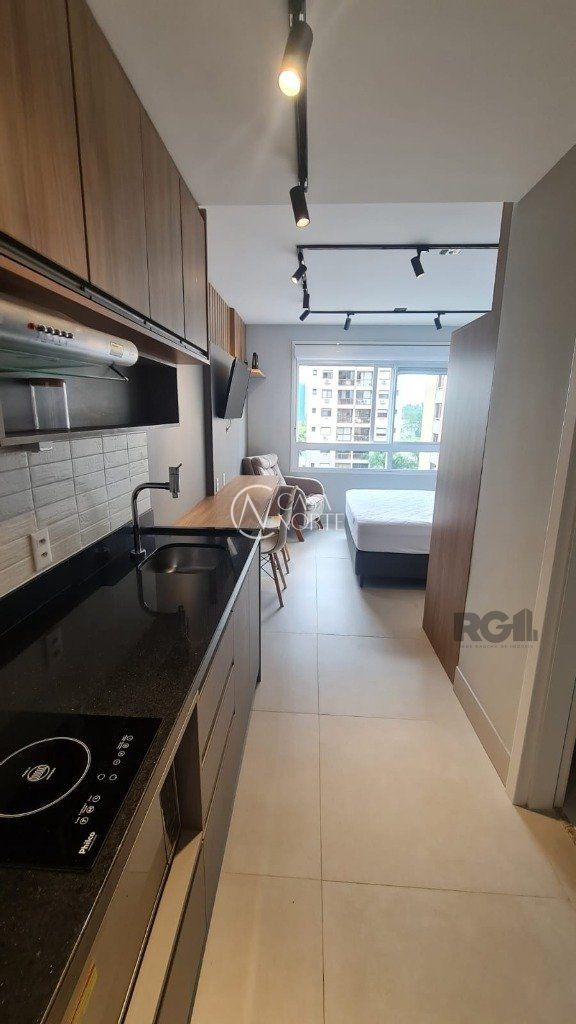 Loft à venda com 1 quarto, 27m², 1 vaga, Avenida dos Cubanos no bairro Partenon em Porto Alegre