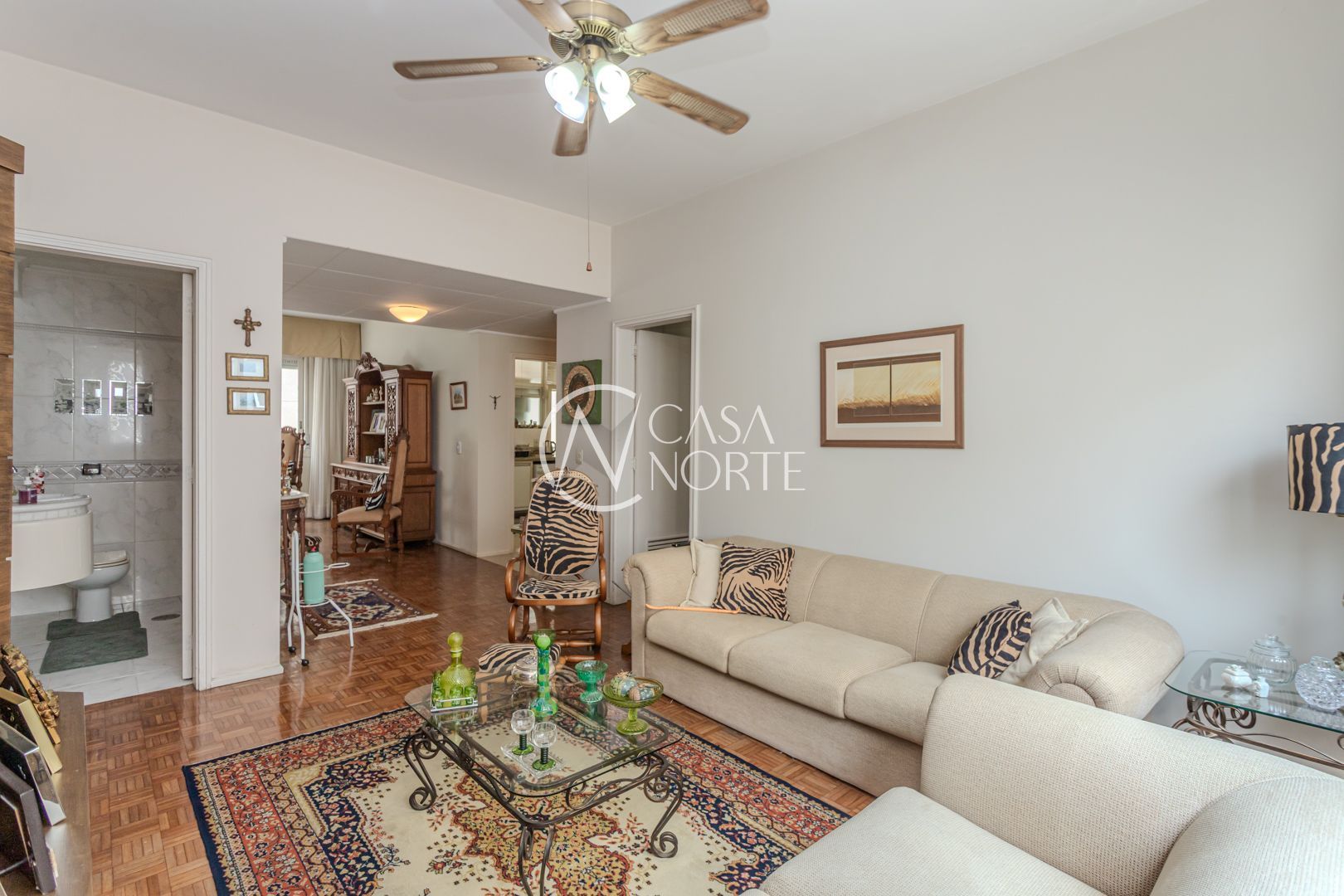 Apartamento à venda com 3 quartos, 217m², 1 suíte, 2 vagas, Avenida Independência no bairro Independência em Porto Alegre