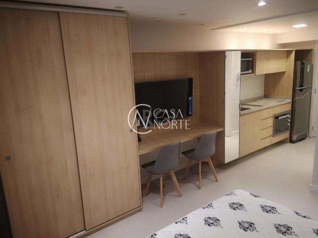 Kitnet à venda com 1 quarto, 27m², 1 vaga, Avenida dos Cubanos no bairro Partenon em Porto Alegre