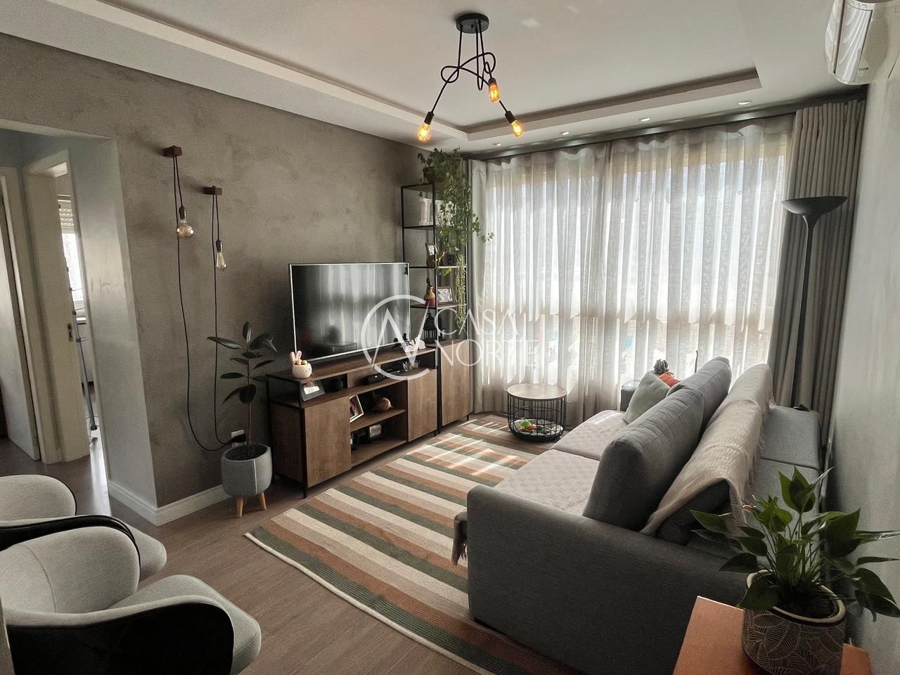 Apartamento à venda com 2 quartos, 70m², 1 vaga, Avenida Getúlio Vargas no bairro Menino Deus em Porto Alegre