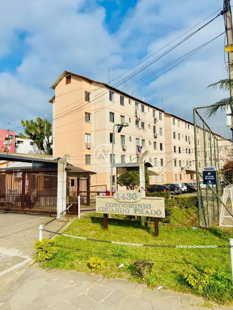 Apartamento à venda com 2 quartos, 40m², 2 vagas, Rua Atílio Supertti no bairro Vila Nova em Porto Alegre