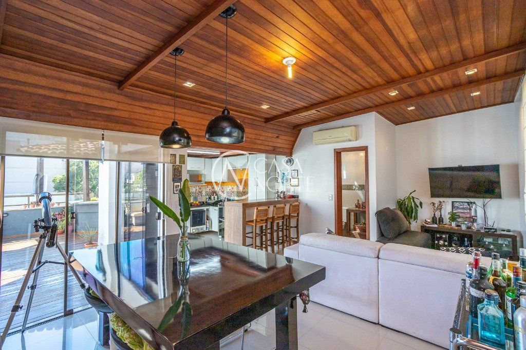 Cobertura à venda com 2 quartos, 128m², 1 suíte, 1 vaga, Rua Carlos Trein Filho no bairro Auxiliadora em Porto Alegre