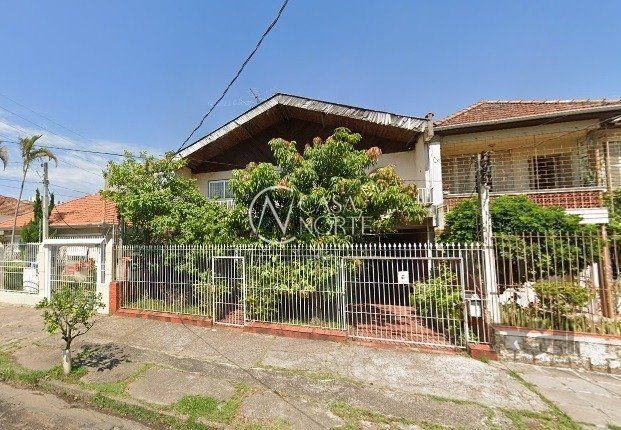 Casa à venda com 5 quartos, 398m², 3 vagas, Rua Adão Baino no bairro Cristo Redentor em Porto Alegre