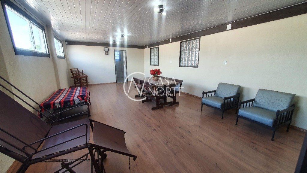 Prédio Comercial à venda com 3 quartos, 350m², 4 vagas, Rua Joaquim Silveira no bairro São Sebastião em Porto Alegre