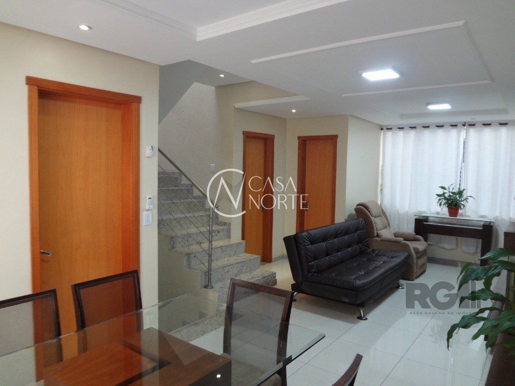 Casa de Condomínio à venda com 3 quartos, 158m², 1 suíte, 2 vagas, Rua Tunisia no bairro Vila Ipiranga em Porto Alegre