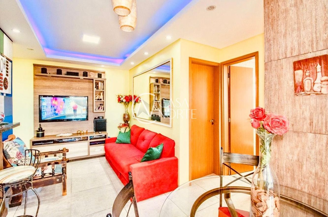 Apartamento à venda com 2 quartos, 47m², 1 vaga, Avenida Protásio Alves no bairro Morro Santana em Porto Alegre