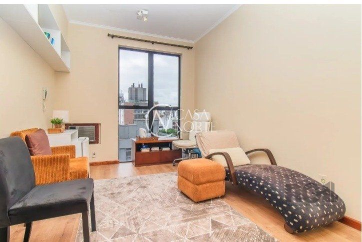 Sala Comercial à venda , 26m², Avenida Caçapava no bairro Petrópolis em Porto Alegre