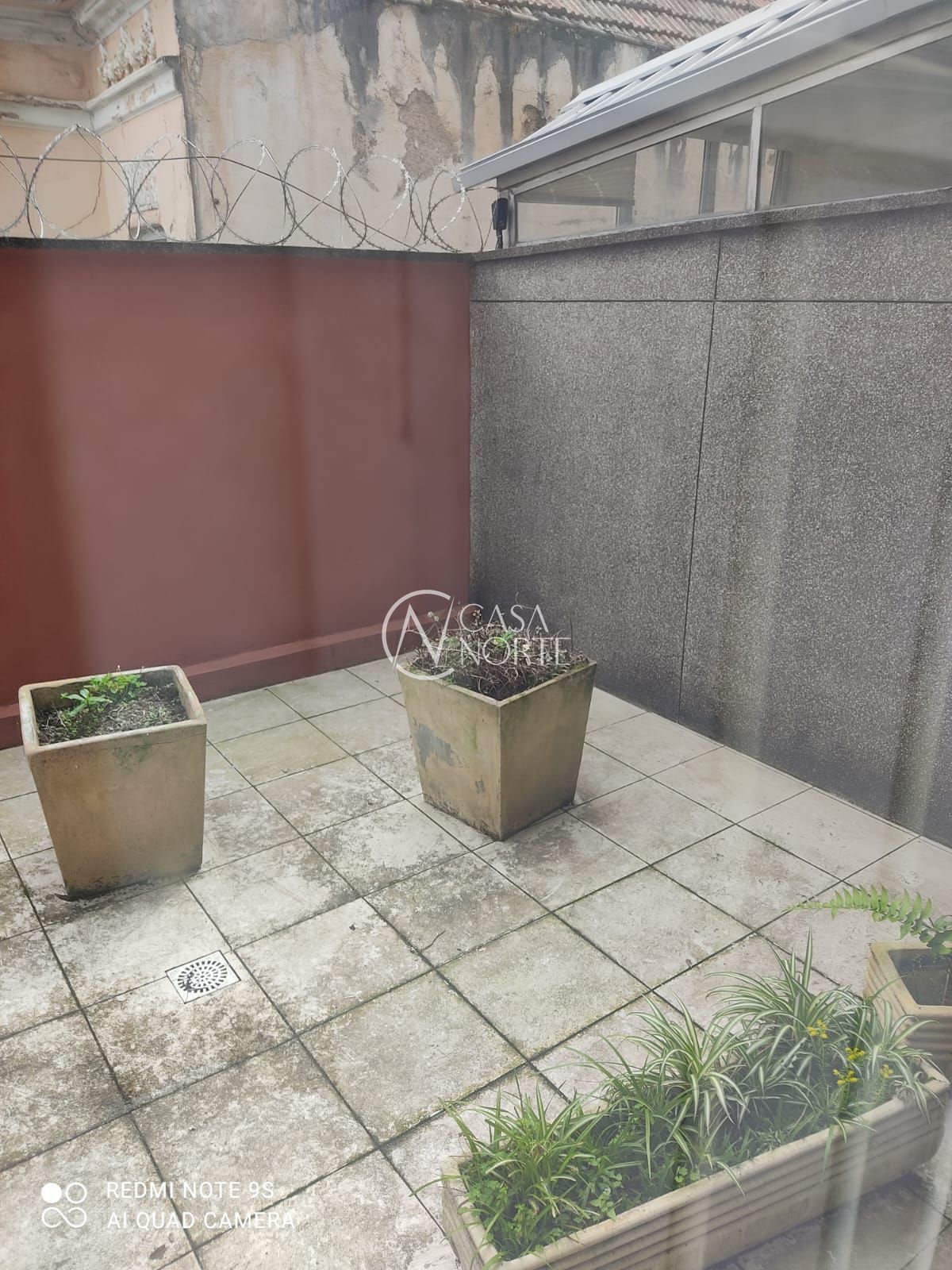 Sala Comercial à venda com 1 quarto, 53m², 2 vagas, Rua Almirante Barroso no bairro Floresta em Porto Alegre