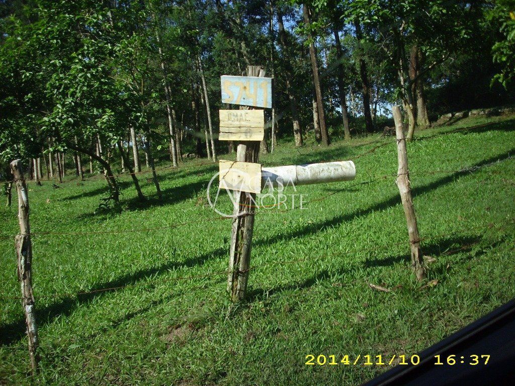 Terreno à venda  com 4200m², Estrada Afonso Lourenco Mariante no bairro Lomba do Pinheiro em Porto Alegre