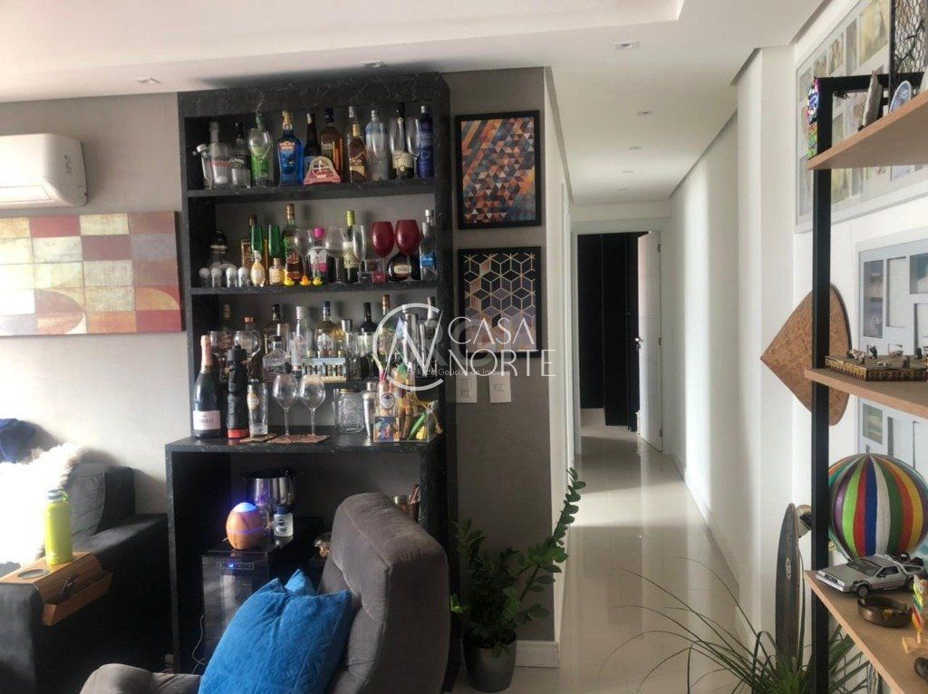 Apartamento à venda com 2 quartos, 60m², 1 suíte, 1 vaga, Rua Doutor Armando Barbedo no bairro Tristeza em Porto Alegre