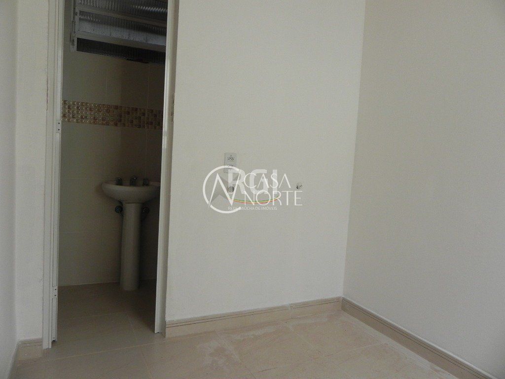 Apartamento à venda com 3 quartos, 84m², 1 vaga, Rua Souza Reis no bairro São João em Porto Alegre