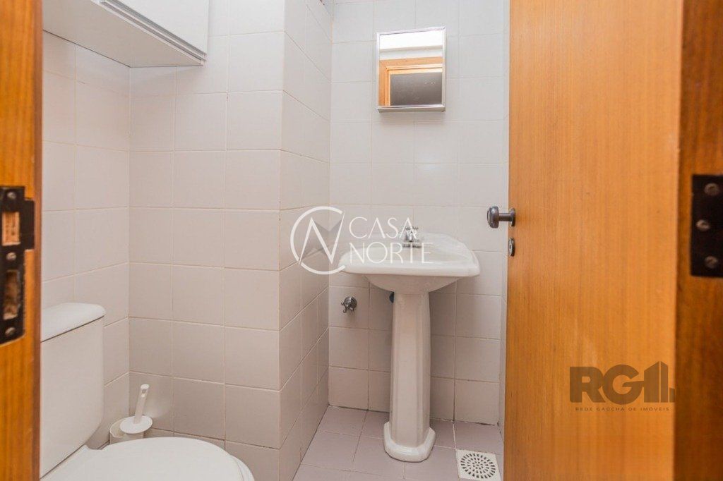 Sala Comercial à venda , 27m², Avenida Montenegro no bairro Petrópolis em Porto Alegre