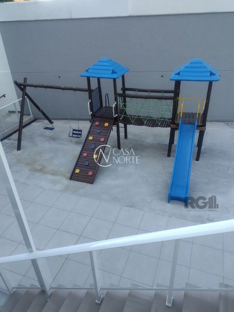 Apartamento à venda com 2 quartos, 70m², 1 suíte, 2 vagas, Rua Edmundo Bastian no bairro Cristo Redentor em Porto Alegre