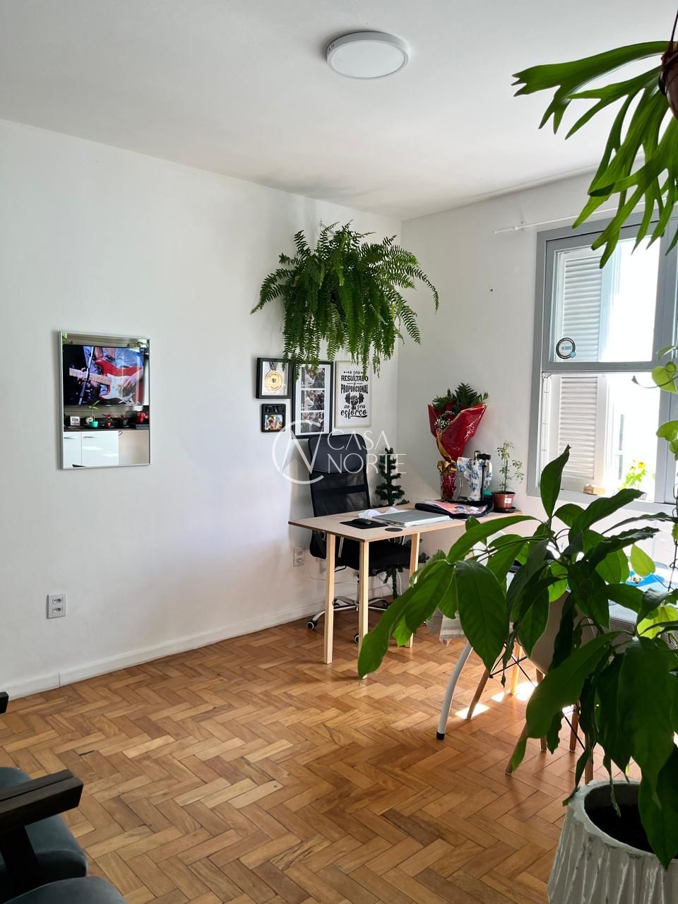 Apartamento à venda com 2 quartos, 50m², 1 vaga, Rua Dona Zulmira no bairro Cavalhada em Porto Alegre