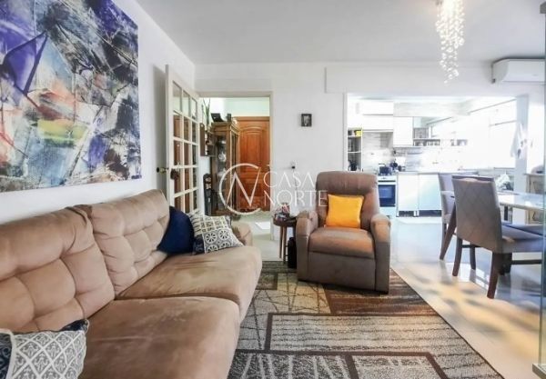 Apartamento à venda com 2 quartos, 55m², 1 vaga, Rua Engenheiro Fernando Mendes Ribeiro no bairro Santo Antônio em Porto Alegre