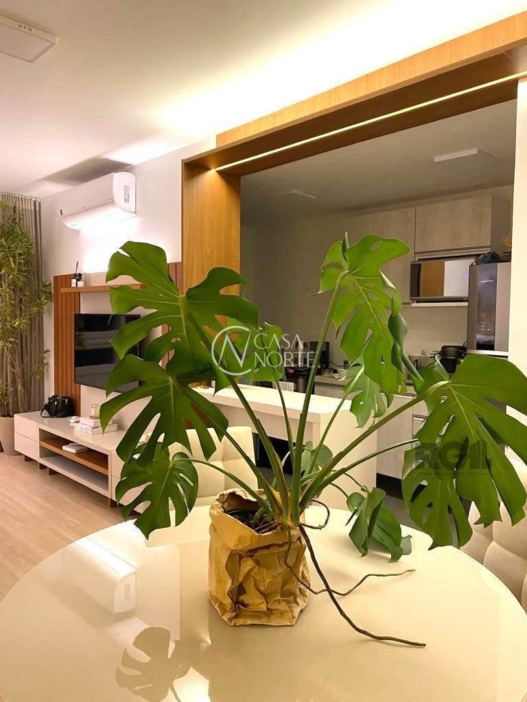 Apartamento à venda com 2 quartos, 64m², 1 suíte, 1 vaga, Travessa Jaguarão no bairro São João em Porto Alegre