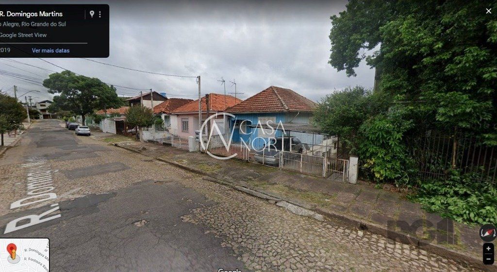 Casa à venda com 2 quartos, 250m², 1 vaga, Rua Domingos Martins no bairro Cristo Redentor em Porto Alegre