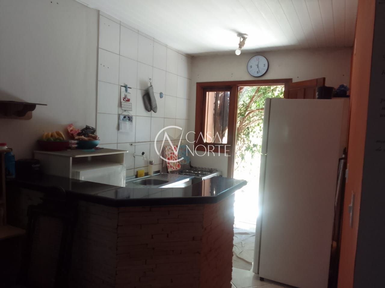 Casa à venda com 2 quartos, 49m², 2 vagas, Pedro Faria no bairro Hípica em Porto Alegre