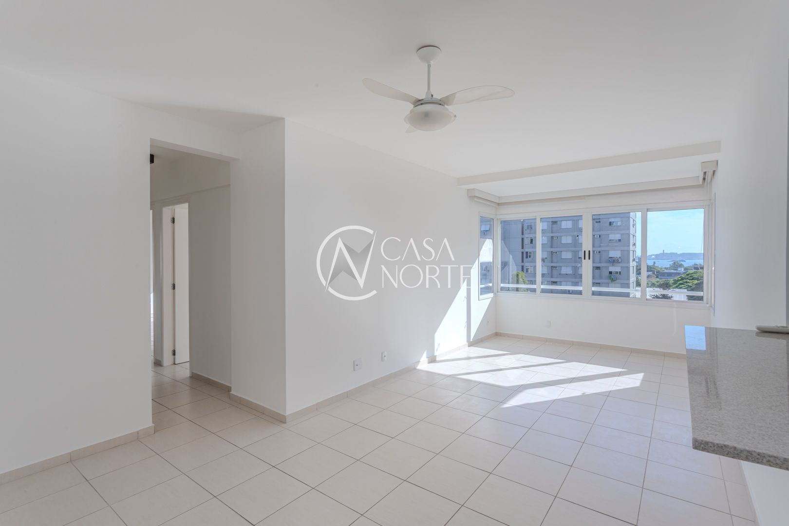 Apartamento à venda com 3 quartos, 86m², 1 suíte, 1 vaga, Avenida Otto Niemeyer no bairro Tristeza em Porto Alegre