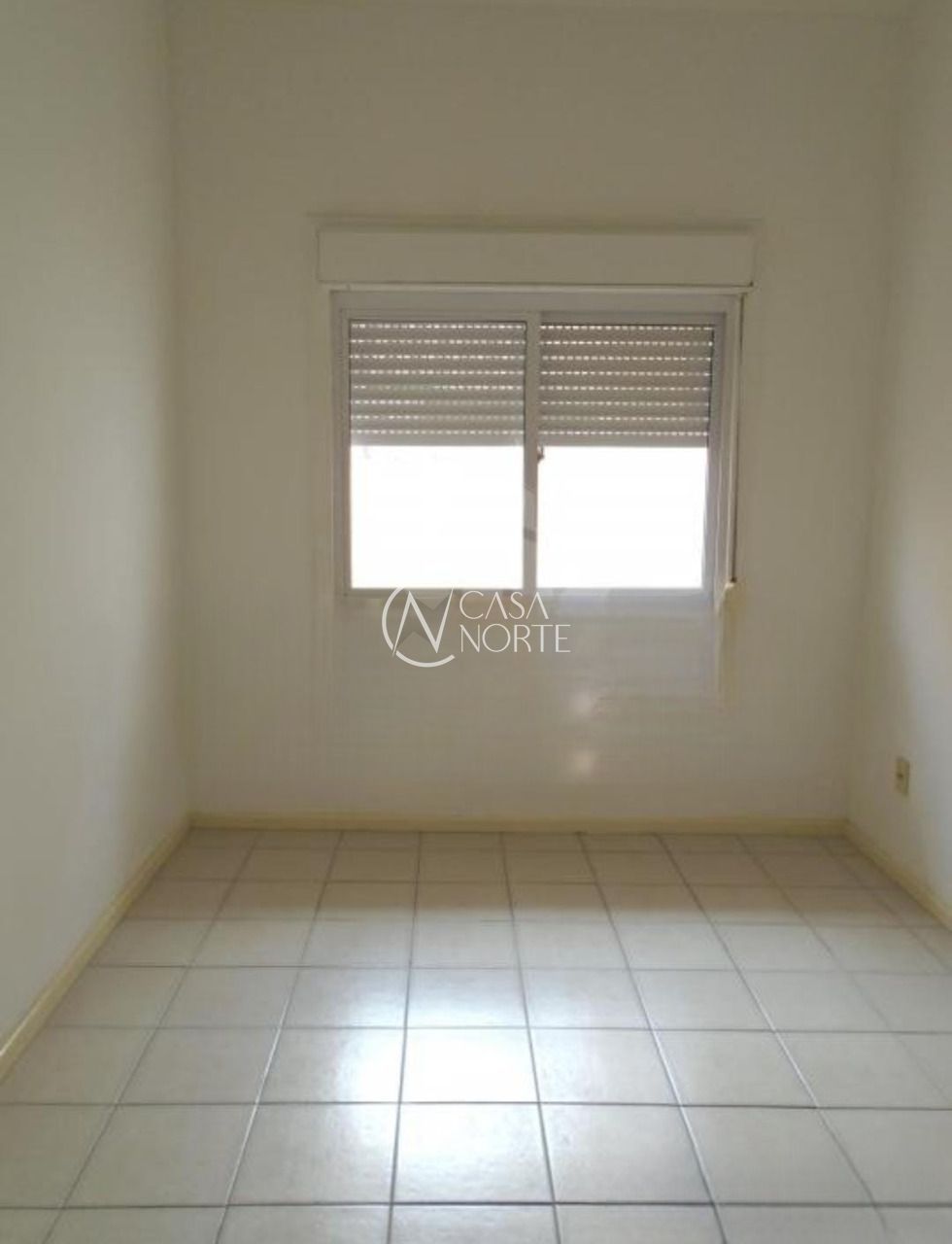 Casa de Condomínio à venda com 2 quartos, 89m², 1 vaga, Rua Poa-Cidade Jóia no bairro Jardim Leopoldina em Porto Alegre