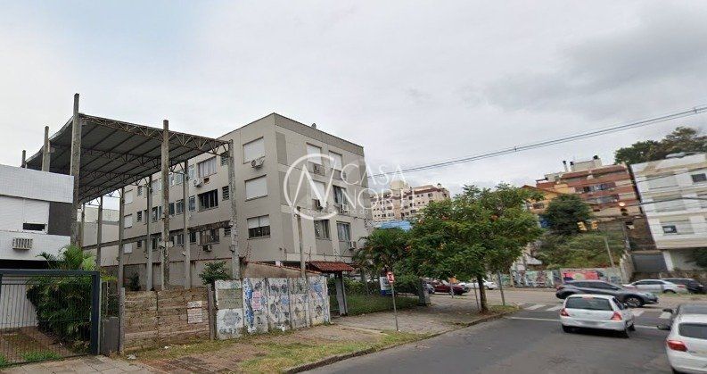 Terreno à venda  com 314m², Rua Valparaiso no bairro Jardim Botânico em Porto Alegre
