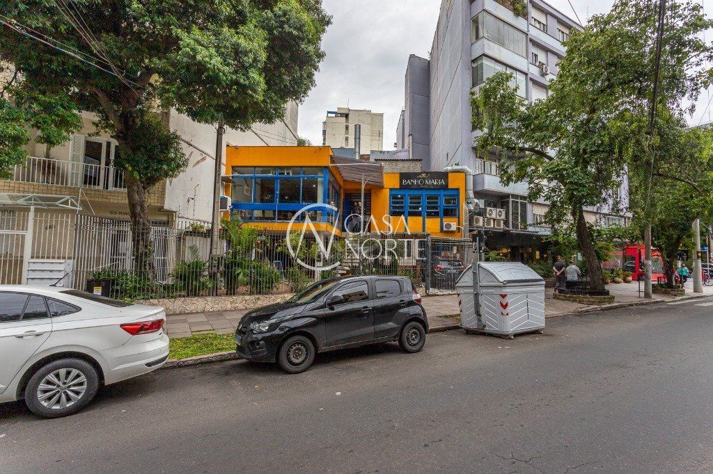 Prédio Comercial à venda com 3 quartos, 500m², 2 vagas, Avenida Jeronimo de Ornelas no bairro Santana em Porto Alegre