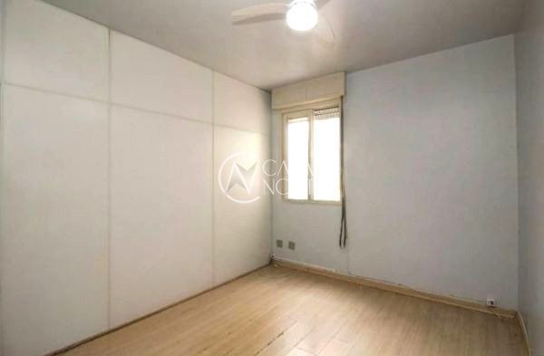 Sala Comercial à venda com 1 quarto, 32m², Rua Sarmento Leite no bairro Centro Histórico em Porto Alegre