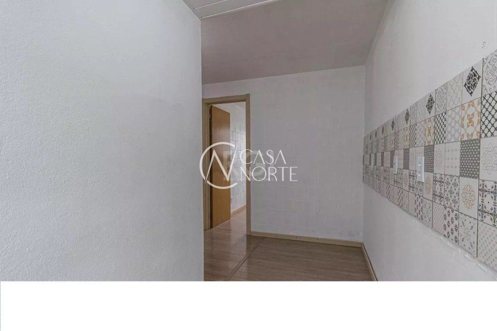 Apartamento à venda com 2 quartos, 37m², 1 vaga, Rua José Barcellos Garcia no bairro Rubem Berta em Porto Alegre