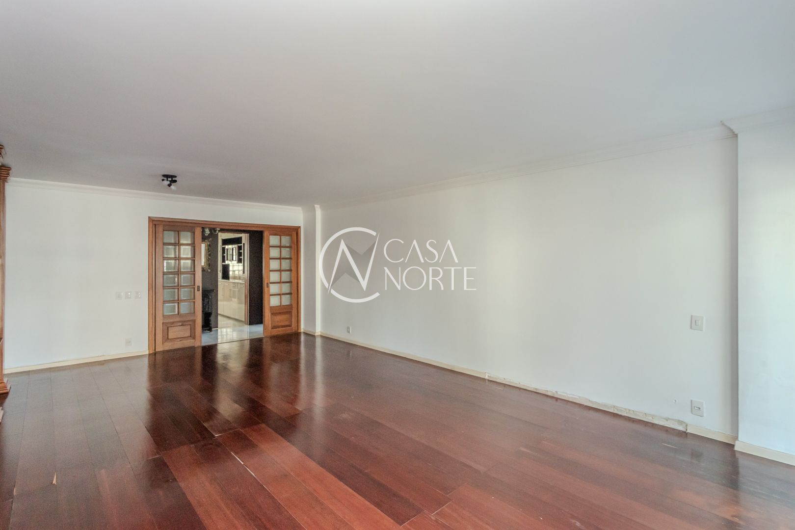 Apartamento à venda com 3 quartos, 168m², 1 suíte, 1 vaga, Rua Doutor Timóteo no bairro Moinhos de Vento em Porto Alegre
