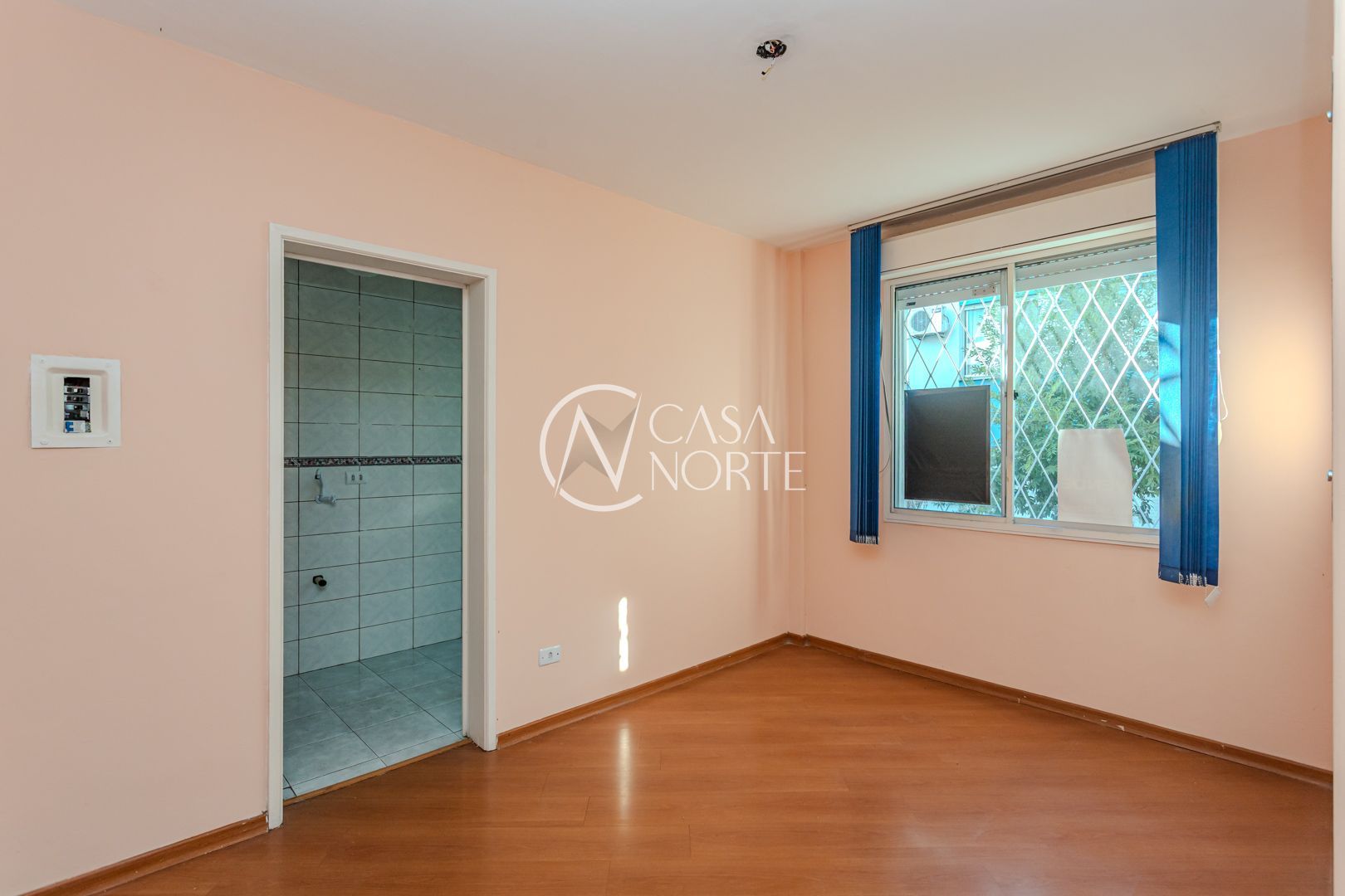 Apartamento à venda com 1 quarto, 36m², 1 vaga, Rua Diomário Moojen no bairro Cristal em Porto Alegre