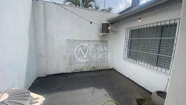 Loja à venda com 5 quartos, 137m², Rua Fernando Cortez no bairro Cristo Redentor em Porto Alegre