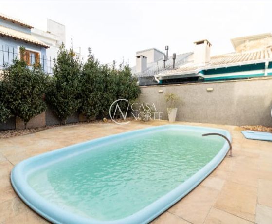 Casa à venda com 3 quartos, 141m², 2 suítes, 1 vaga, Rua Romano Rolando Botin no bairro Hípica em Porto Alegre