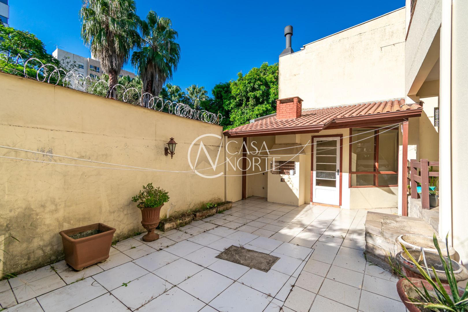 Casa à venda com 3 quartos, 160m², 1 suíte, 2 vagas, Rua Germano Hasslocher no bairro Azenha em Porto Alegre