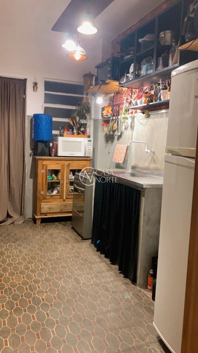 Apartamento à venda com 1 quarto, 64m², Rua Santos Dumont no bairro Floresta em Porto Alegre