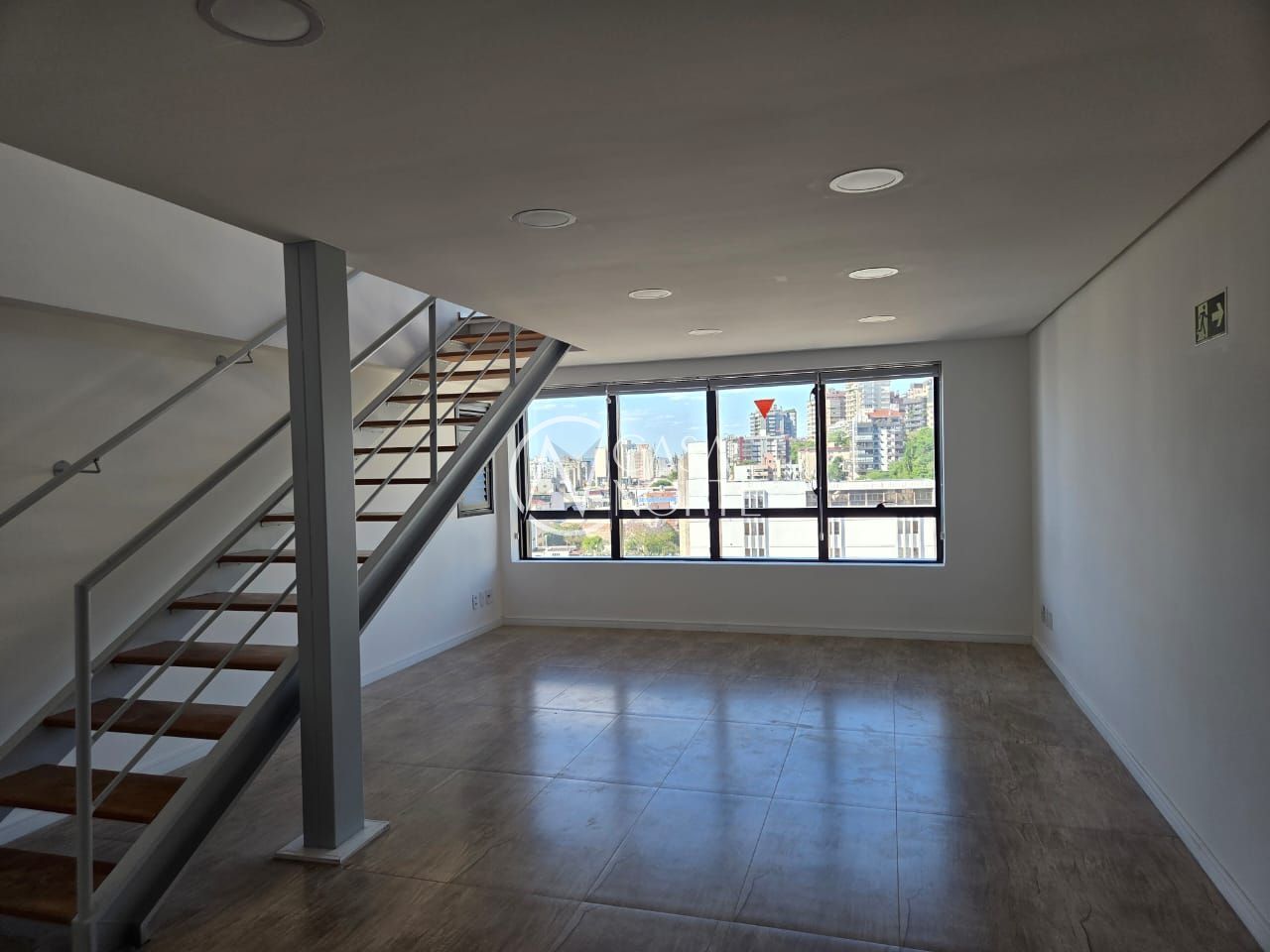 Duplex à venda , 85m², 2 vagas, Rua Ramiro Barcelos no bairro Floresta em Porto Alegre