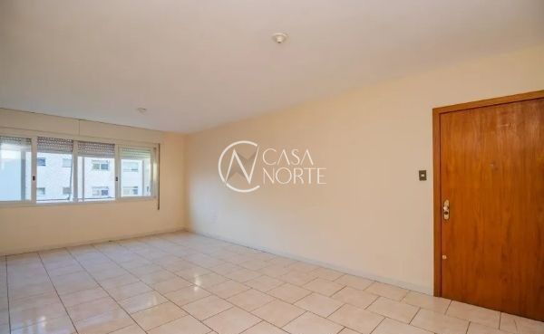 Apartamento à venda com 3 quartos, 111m², 1 suíte, Rua César Lombroso no bairro Rio Branco em Porto Alegre