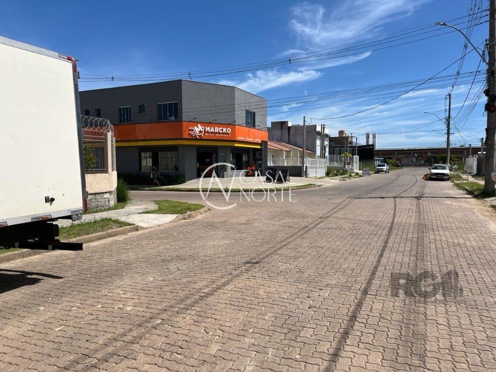 Terreno à venda  com 150m², Rua Joel Iuchno no bairro Restinga em Porto Alegre