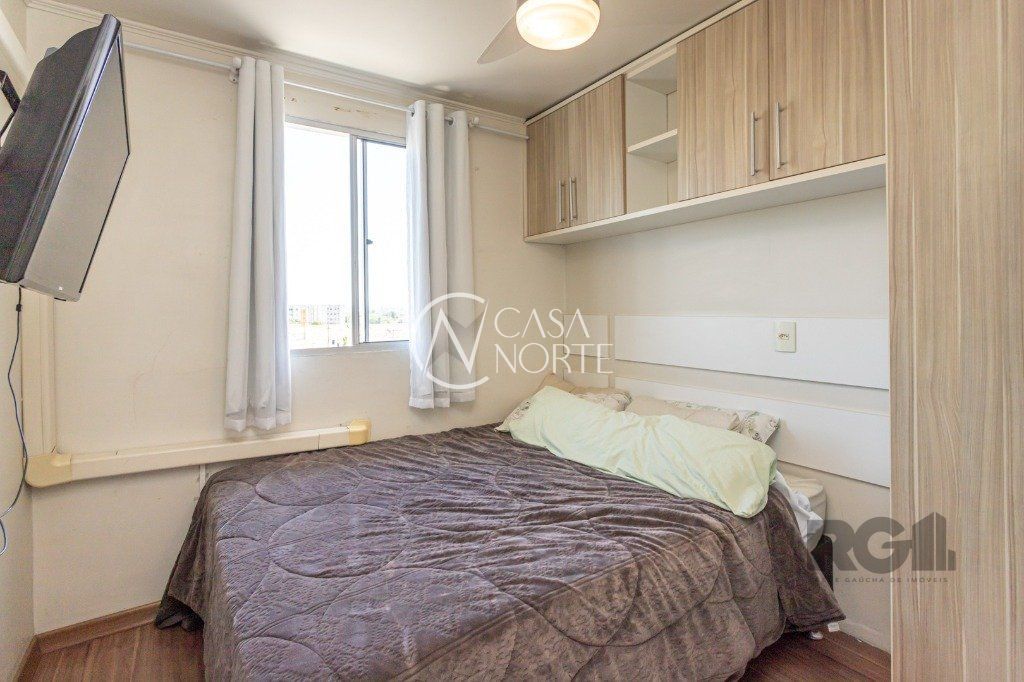 Apartamento à venda com 2 quartos, 47m², 1 vaga, Rua Gabriel Franco da Luz no bairro Sarandi em Porto Alegre