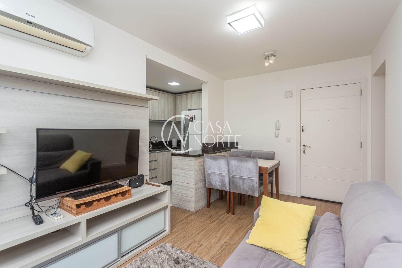 Apartamento à venda com 2 quartos, 56m², 1 suíte, 1 vaga, Rua Frei Germano no bairro Partenon em Porto Alegre