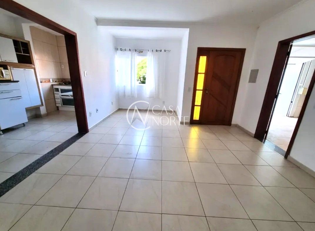 Casa à venda com 3 quartos, 174m², 1 suíte, 3 vagas, Rua Jaguari no bairro Cristal em Porto Alegre