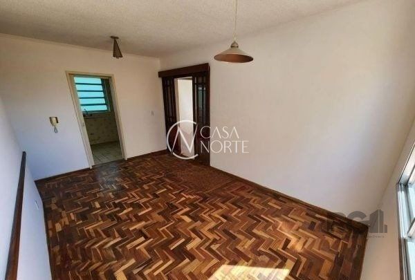 Apartamento à venda com 2 quartos, 73m², 1 vaga, Avenida João Wallig no bairro Passo da Areia em Porto Alegre