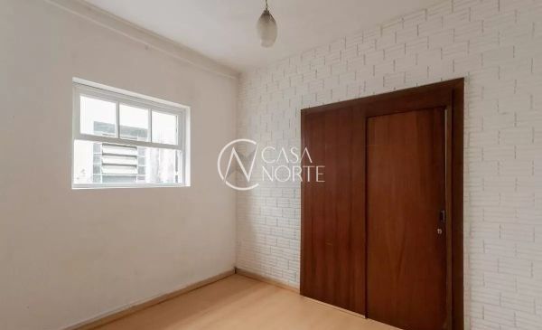 Apartamento à venda com 1 quarto, 30m², Rua Álvaro Chaves no bairro Floresta em Porto Alegre