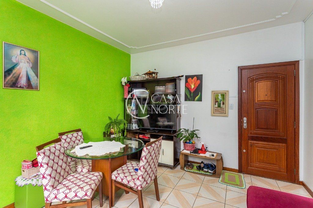 Apartamento à venda com 2 quartos, 55m², Rua Botafogo no bairro Menino Deus em Porto Alegre